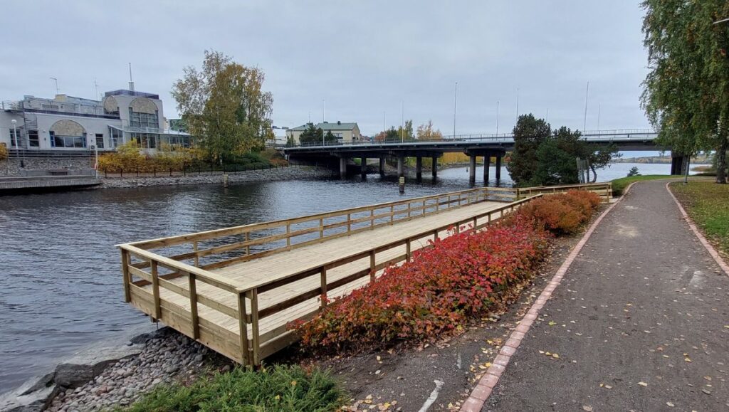 Kalastuslaituri-Varkaus.jpg